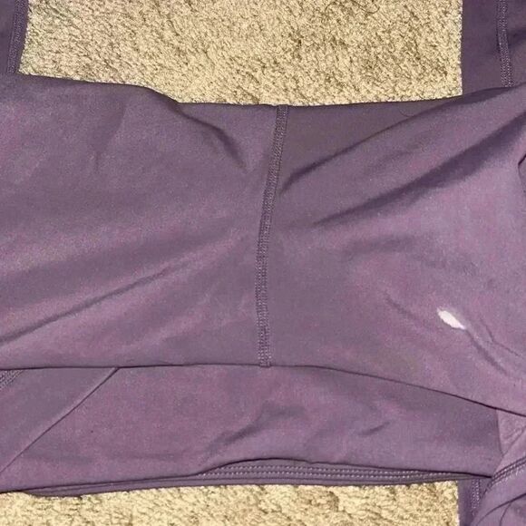 Athletic plum women’s small leggings about ankle length and high-rise - Picture 4 of 5